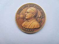 KOVANEC PAPEŽ LEO XIV