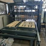 AVTOMATSKI HIDRAVLJIČNI STROJ ZA LESENE PALETE