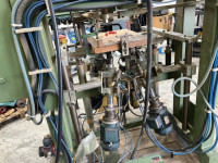 Več vretenska vrtalka