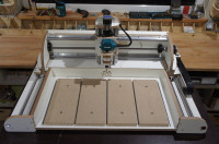 VOZ 4.0 CNC 70x40 OBDELOVALNI STROJ, CNC REZKAR ZA LES, PLASTIKO