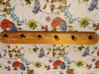 Retro vintage stenski obešalnik lesen
