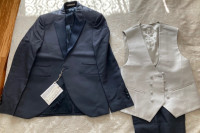 Prodam svečano obleko NOVO!!!