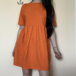 Bombažna udobna oranžna poletna obleka S