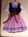 DIRNDL ,TRADICIONALNA OBLEKA