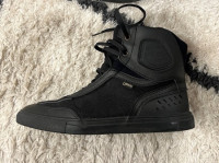 Dainese Street Darker 44 gore-tex motoristični čevlji