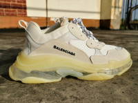 Balenciaga Triple S - Beli čevlji