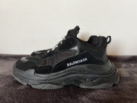 Balenciaga triple s