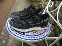 moške superge  42, FILA