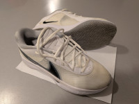 NIKE Giannis Freak 6