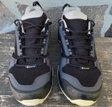 Pohodni čevlji Adidas terrex goretex, 42