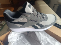 Reebok športni copati, št 44,5