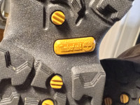 Timberland polvisoki čevlji št.41 naprodaj