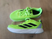 Adidas športni copati 38