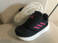 Adidas teniske št. 24
