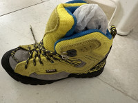 Alpina otr. pohodniški čevlji št. 36