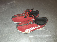 Alpina teniske št. 30