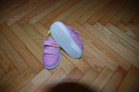 Čevlji, superge, št.25 NOVO 4 kom