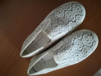 Dekliški slip-on, št. 34