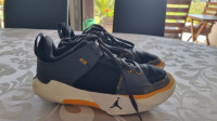 Fantovske usnjene superge Jordan st. 38,5