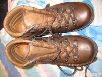 Fantovski pohodni čevlji, vel 38