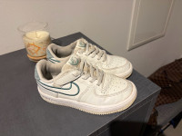 Nike air force 1 otroški št. 30• odlični• PTUJ•