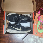 Nike Revolution 5 (PSV) črni št. 32