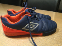 Nogometni športni copati - futsal - UMBRO 37
