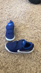 Otroški čevlji Nike 28