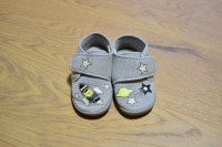 Otroški copati Impidimpi, št. 24