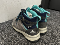 Otroški pohodni čevlji QUECHUA MH500 št. 36