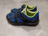 Otroški pohodniški čevlji Quechua_št. 30