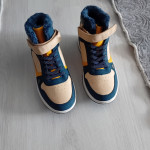 Prodam nove gležnjarji za fantka v št. 34