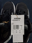 Prodan nove otroške športno obutev (superge) Adidas velikost 37 1/3