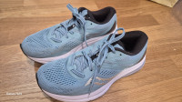 Saucony