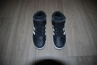 Superge, Adidas, Converse, št.35