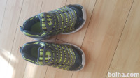 Superge Nike št. 30