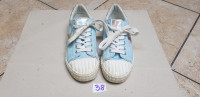 Teniske 38