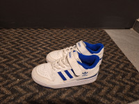 Teniske Adidas st.32