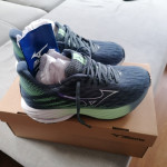 Mizuno waverider 28 št. 38.5