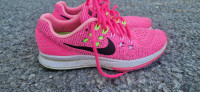 Nike superge kot nove številka 38,5 roza