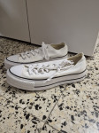 Popolnoma novi converse čevlji št. 41