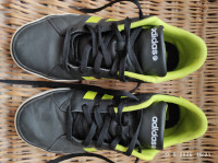 Prodam originalne športne copate Adidas NEO, številka 42
