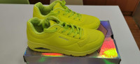 Sketchers 39