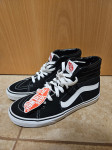 Vans High visoke superge - UA Sk8-Hi
št.40 NOVO!