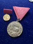 Medalja 10 obletnica jla jugoslovanske armije LATINICA (otaku)
