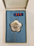 Medalja dela s srebrnim vencem