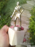 starejši visok pokal,več pokalev,pokalov,odlikovanja