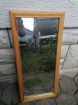 Ogledalo v okvirju 37 x 77 cm