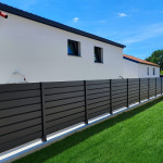 MODERNE ALUMINIJASTE PANELNE OGRAJE – VODORAVNE ALI POKONČNE LETVE