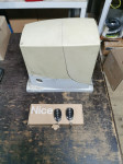 Pogon za vrata NICE ROX 600 230V - RABLJENO
